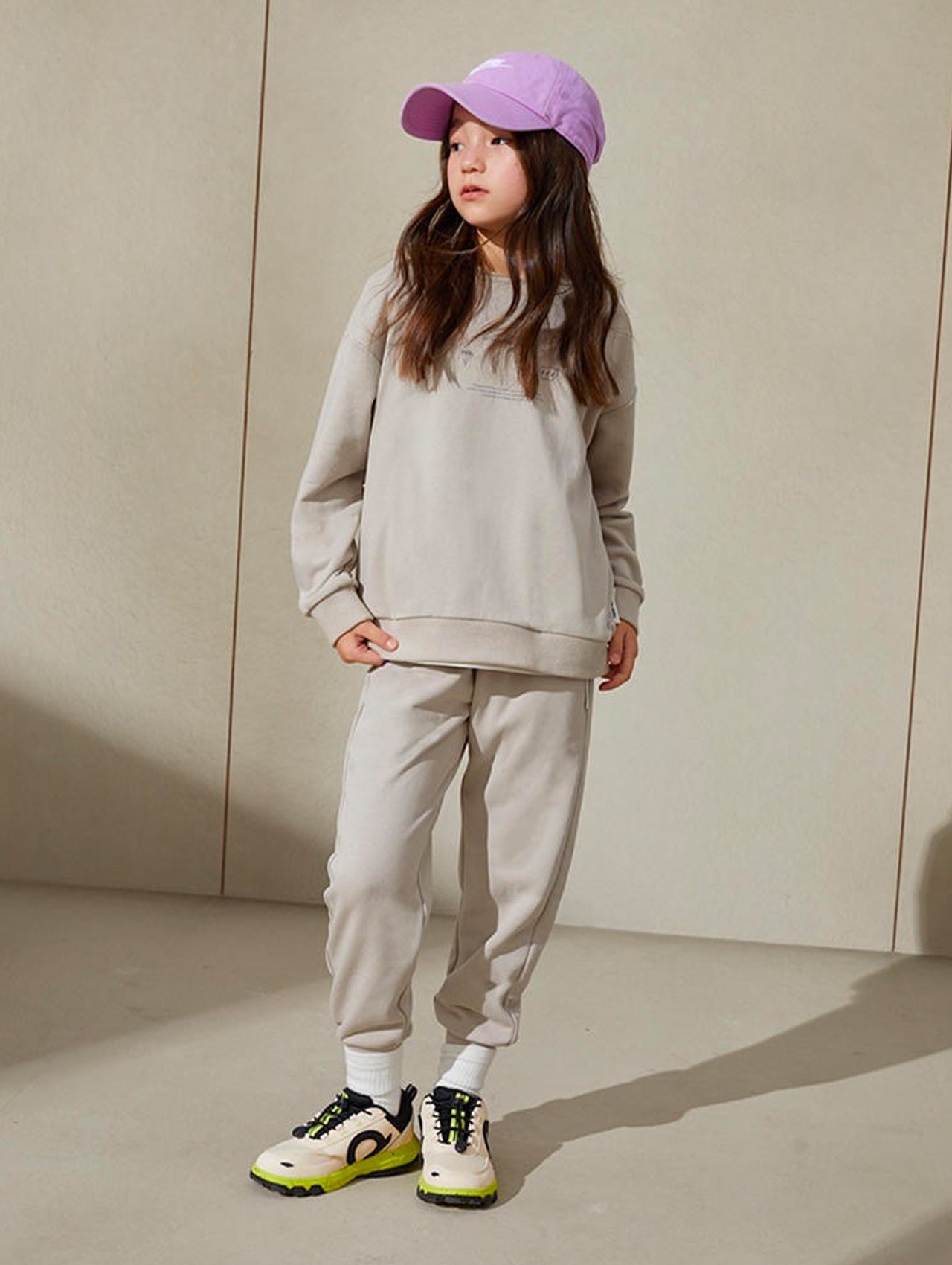 Free gift —— Sweatshirt（Not available separately and non-refundable）
