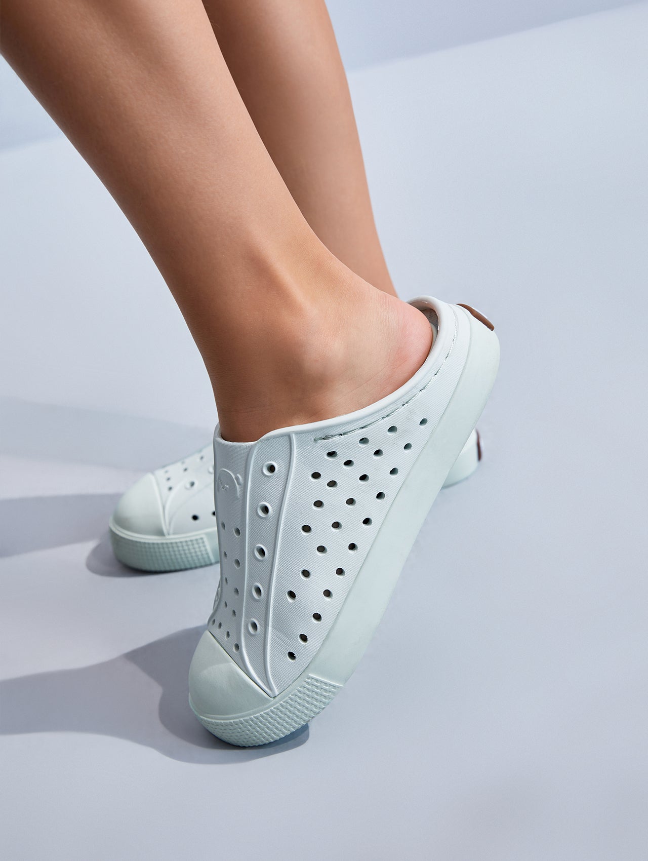 Mint Two-Way Hollow Sandals (US Only)