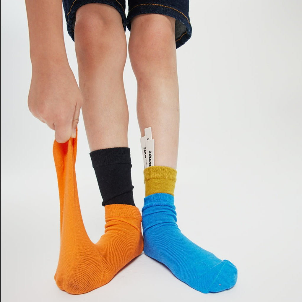 [Order To Get] Family Solid Color Mid Tube Socks